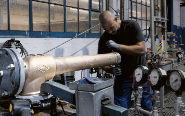 Körting ejector for ships are made of high quality cast bronze materials (CC480K/CC483K) which are fully resistant to the chemical impact of sea water