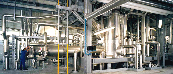 Process vapour operated vacuum system